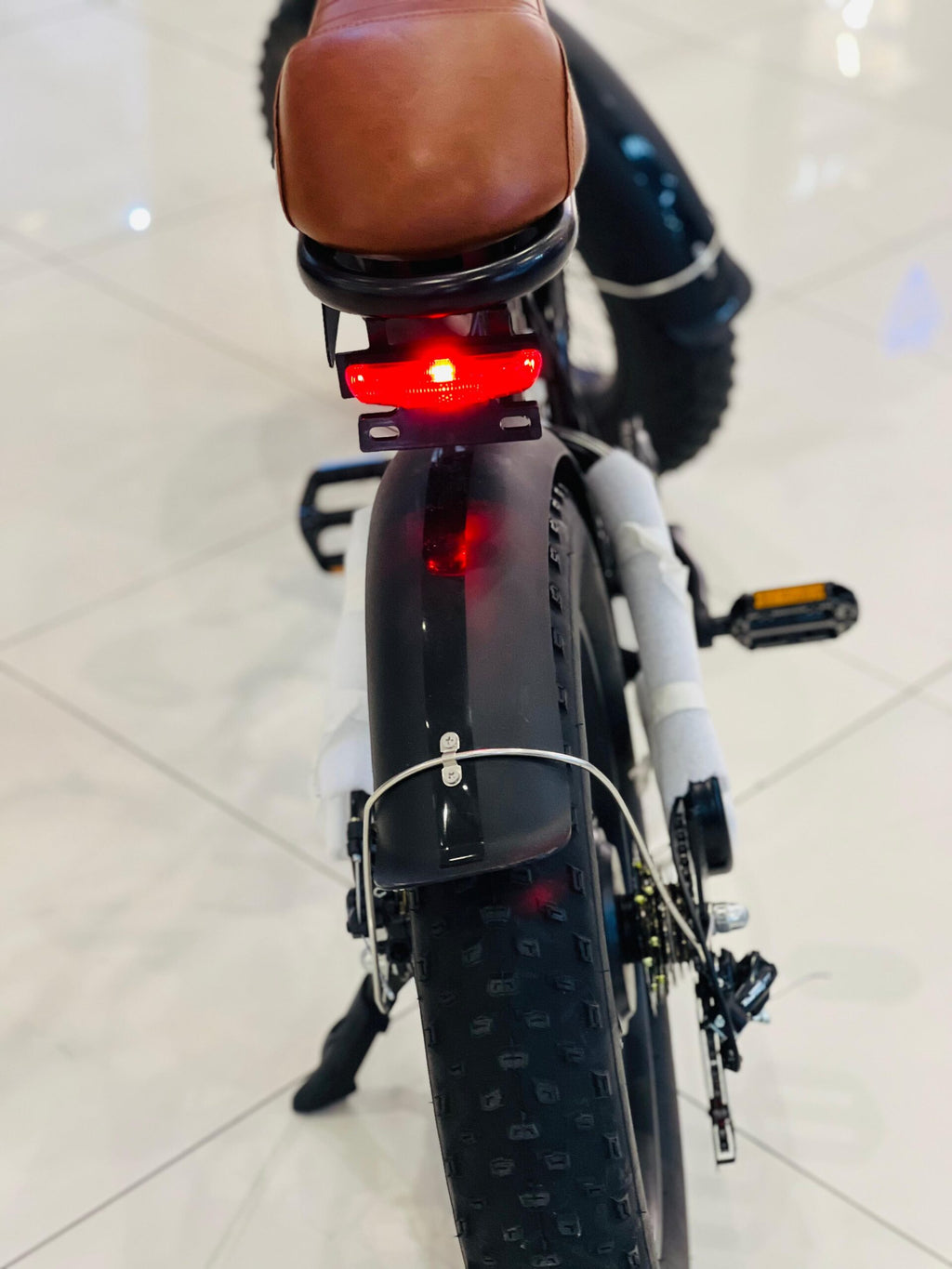 Rohan Wings ST-20 Electric Scooter | 450W Motor | 48V15Ah | 46 km/h Speed | UAE