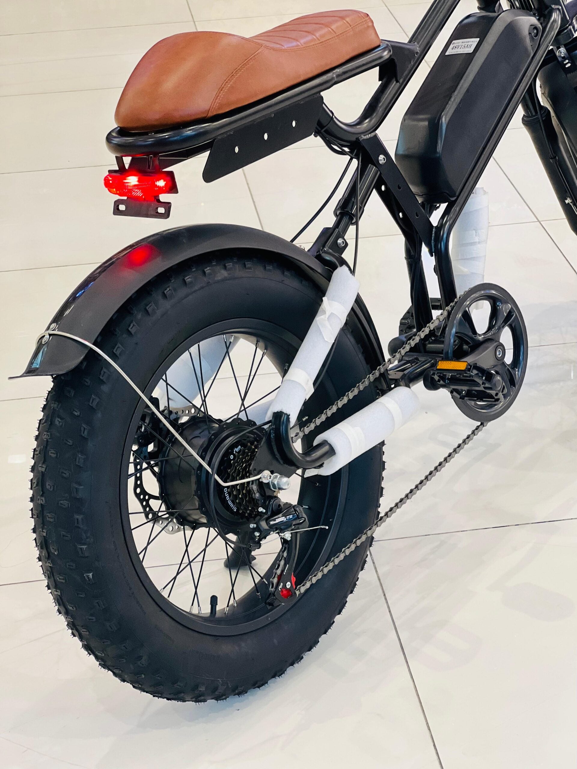 Rohan Wings ST-20 Electric Scooter | 450W Motor | 48V15Ah | 46 km/h Speed | UAE