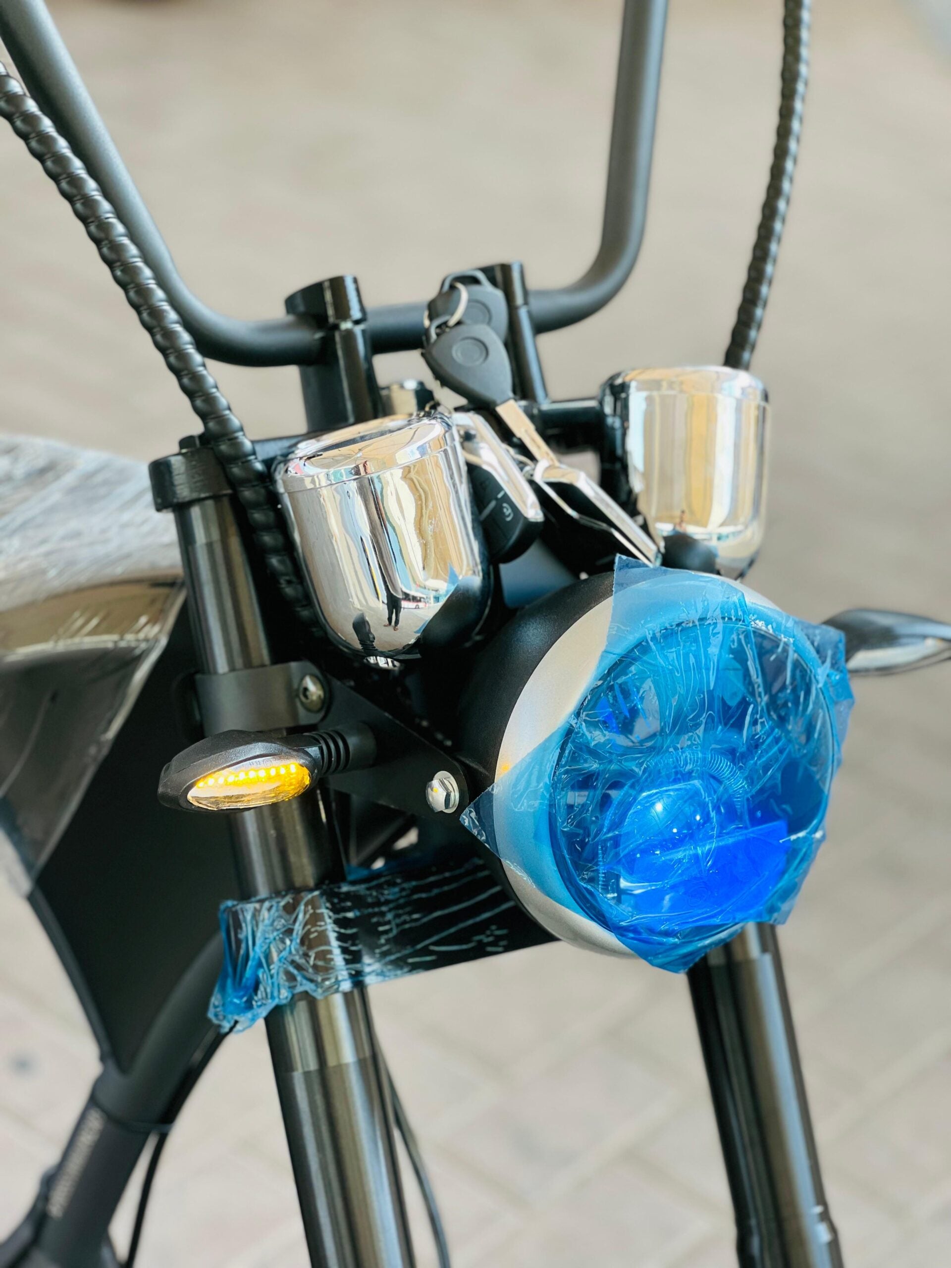Rohan Wings X-15 Sports Electric Scooter | 3000W Motor | 60V12Ah | 60km/h | UAE