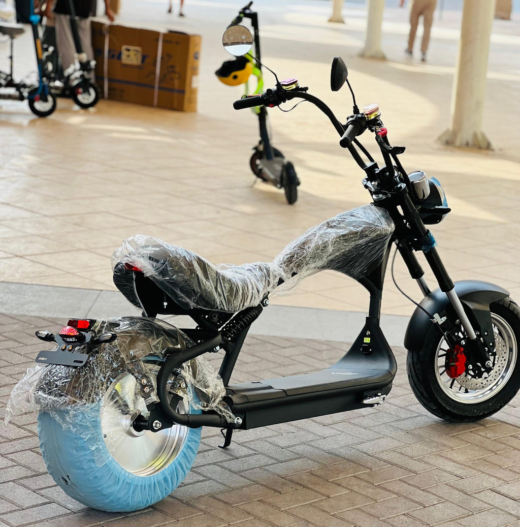 Rohan Wings X-15 Sports Electric Scooter | 3000W Motor | 60V12Ah | 60km/h | UAE