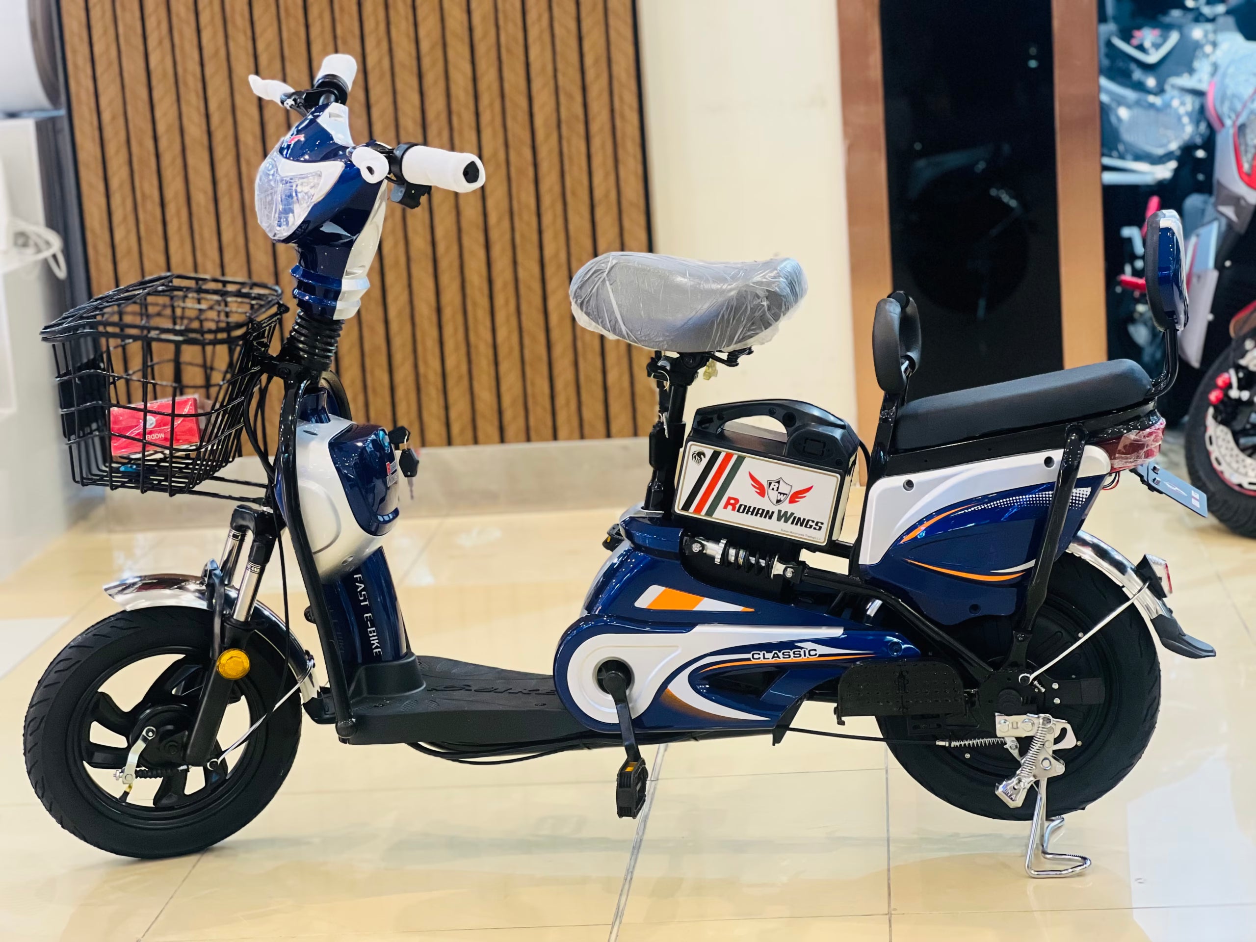 Rohan Wings JML-4 Delivery Electric Scooter | Manual and Electric Drive | 48V 12Ah Battery | 25-30km/h Speed